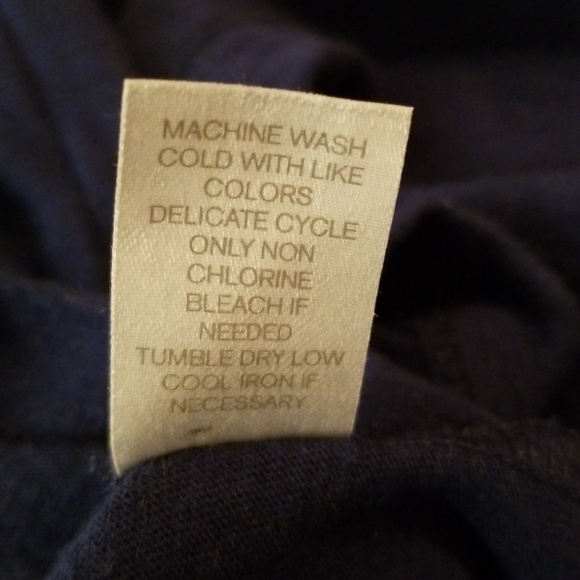 SALE 😍 4/$15!* EUC Charming Charlie's Sheer/Bow Back Tee - Picture 6 of 6